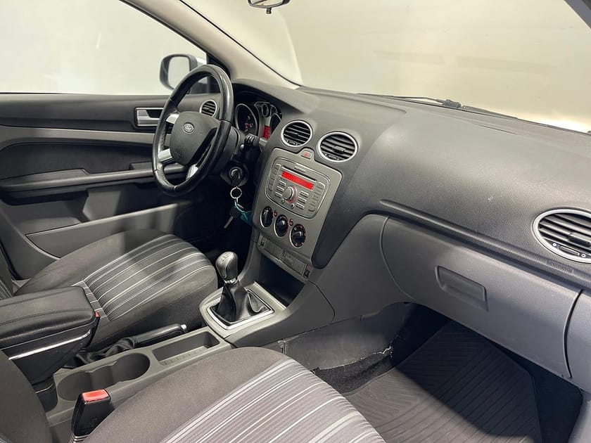 Bild 3 av Ford Focus Kombi 1.8 Flexifuel Titanium, Trend Euro 4