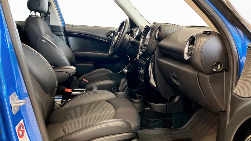 Bild 3 av MINI Countryman Cooper D (112hk) CHILI / PDC
