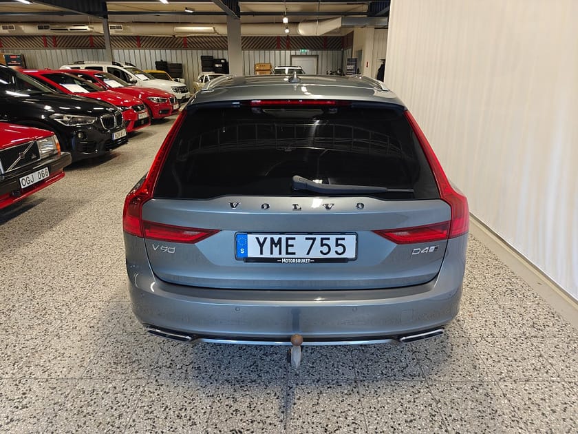 Bild 5 av Volvo V90 D4 AWD Geartronic, 190hk R-Design, Head-up, V-hjul