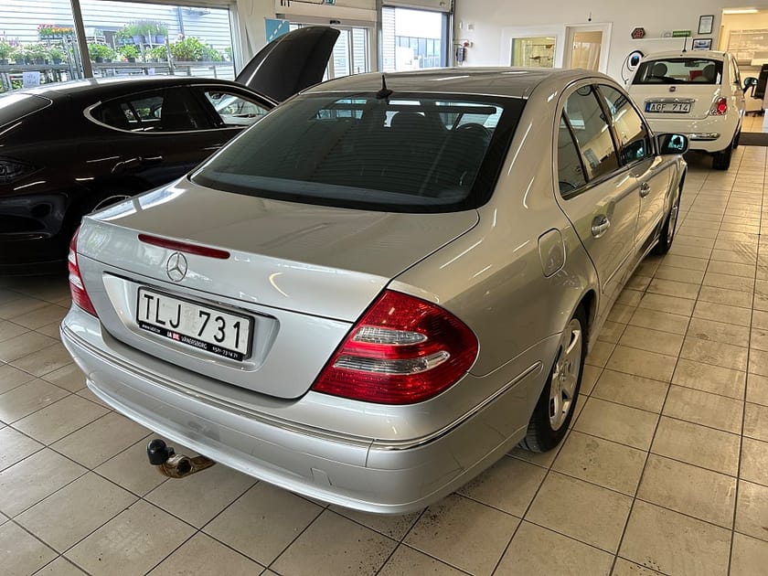Bild 3 av Mercedes-Benz E 240 5G-Tronic Avantgarde Euro 4 Drag