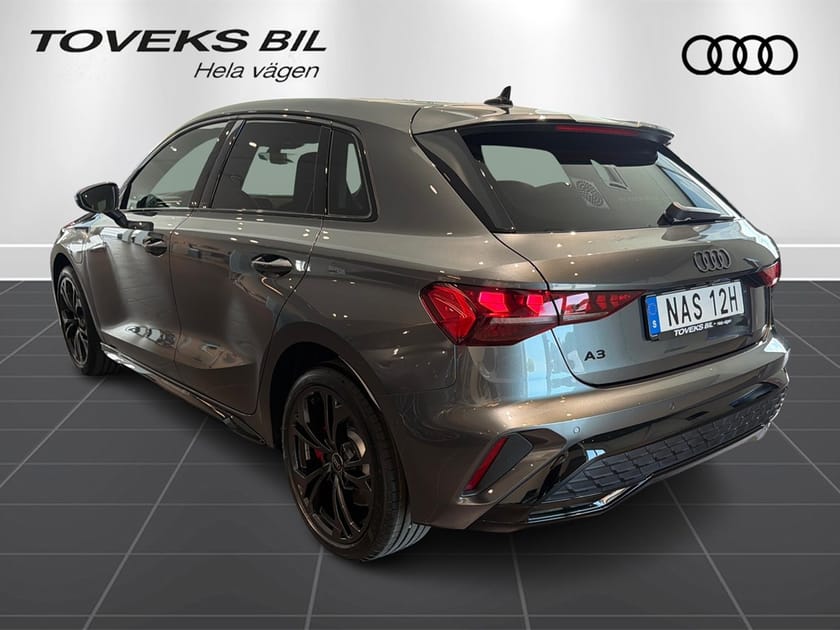 Bild 5 av Audi A3 Sportback 45 TFSI e 272HK S TRONIC S LINE DRAG