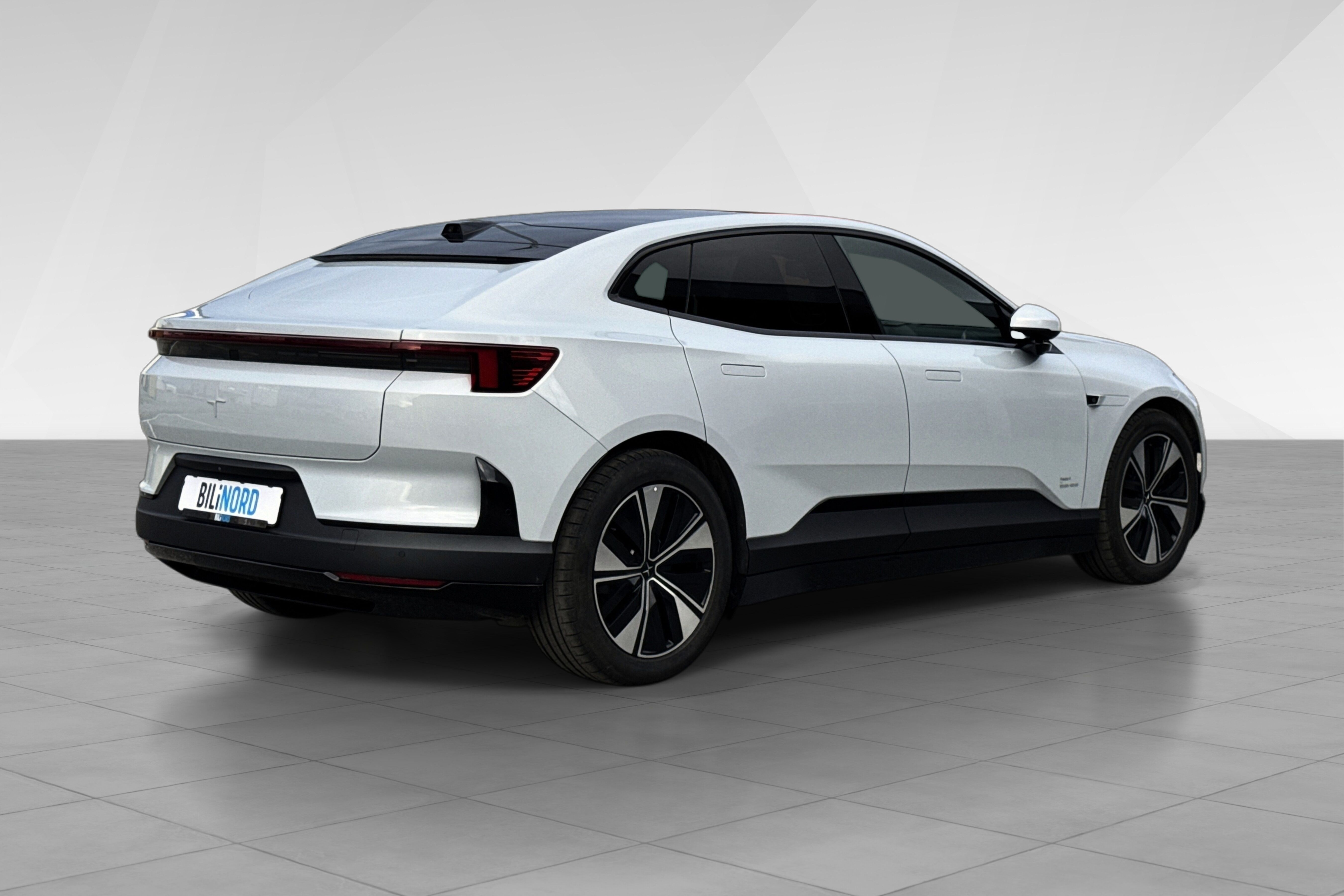Polestar 4 Long Range Dual motor bilde 3