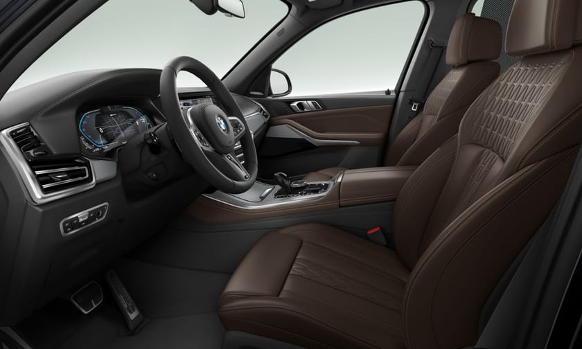 Bilde 2 av BMW X5 xDrive45e iPerformance M Sportspakke-Glasstak-Komfort seter-Krok