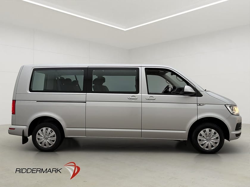 Bild 2 av Volkswagen Caravelle Lång 2.0TDI Automat Värm Drag PDC 9-Sit