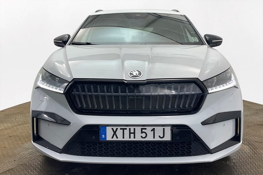 Bild 3 av Škoda Enyaq iV 80x Skoda Sportline Drag Navi 360° Stolminne 265hk