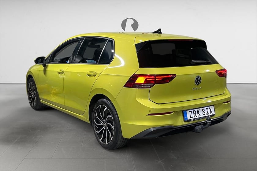 Bild 5 av Volkswagen Golf 1.0 TSI 110 HK DRAG NAVI PDC COCKPIT 5600MIL 646KR/ÅR