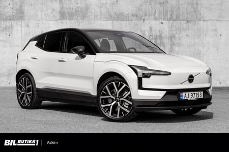 Volvo EX30 Twin Motor Performance Ultra, 360kam, Pano, Harman&Kardon++