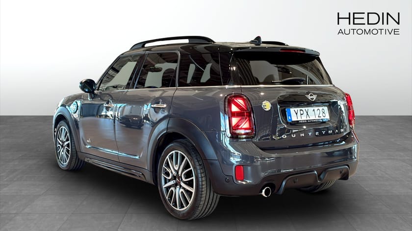 Bild 2 av MINI Countryman Cooper SE ALL4 224 hk JCW / Pano / H&K / HuD / Adaptiv Farthållare