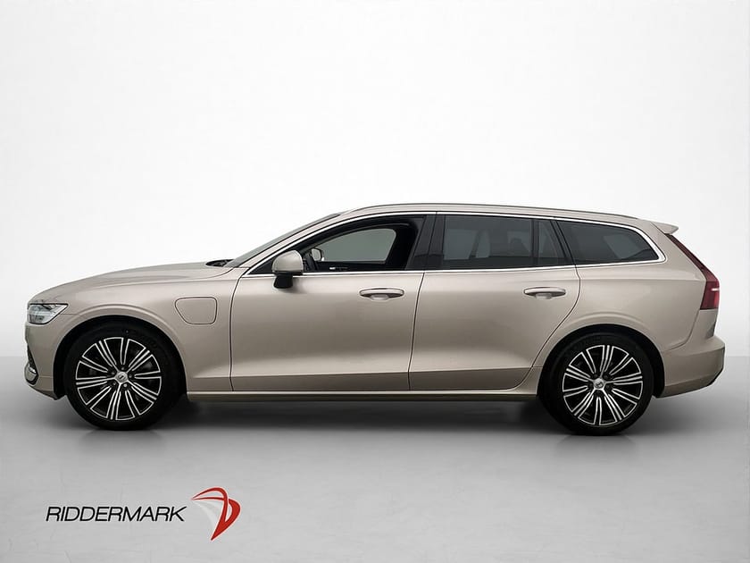 Bild 5 av Volvo V60 Recharge T6 AWD Core Bright H/K Kamera Navi Drag