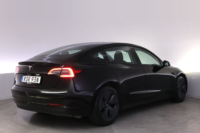 Bild 5 av Tesla Model 3 Standard Range Refresh Autopilot Panorama