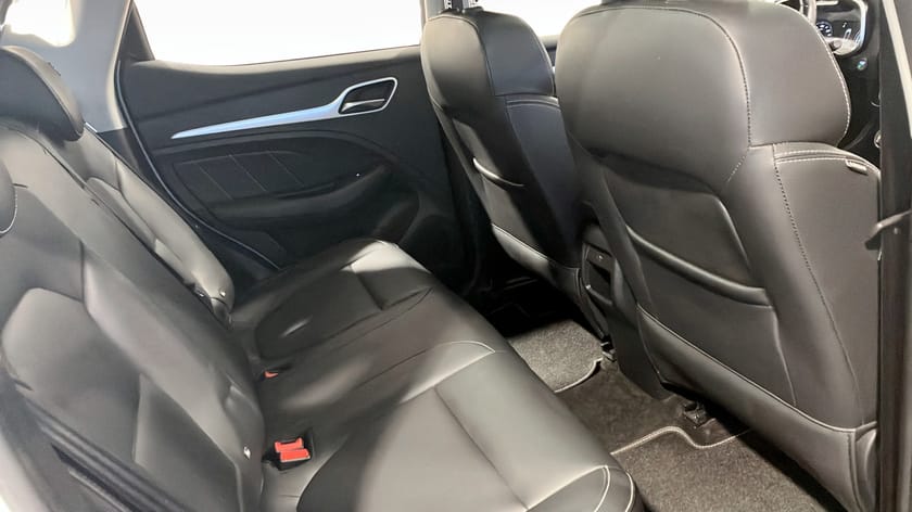 Bild 5 av MG ZS EV LUXURY 45 KWH