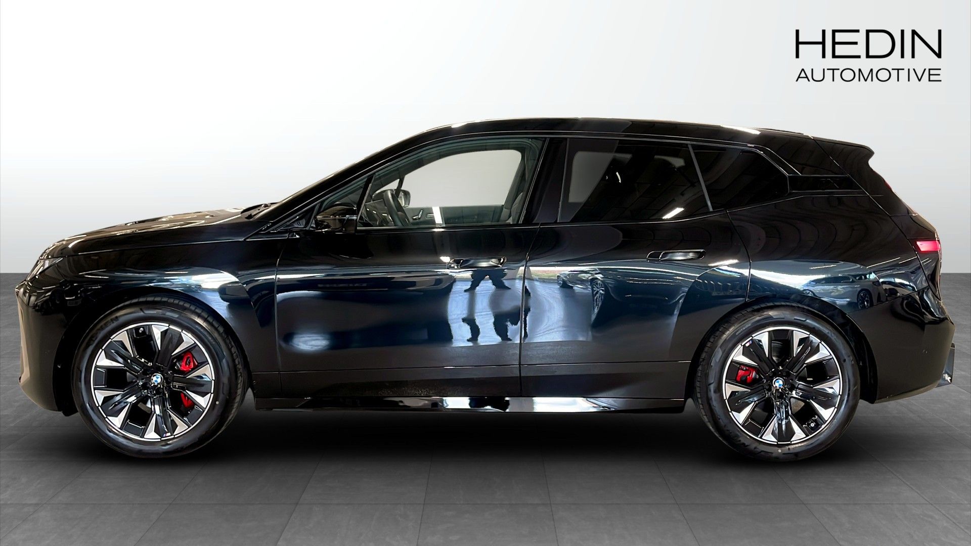 BMW iX xDrive60, 544hk, 2026