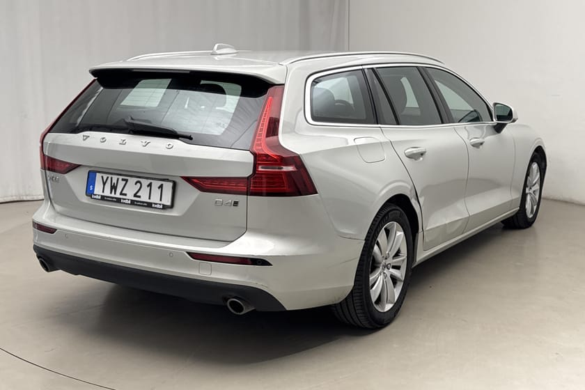 Bild 3 av Volvo V60 D4 AWD (190hk) Momentum Advanced SE