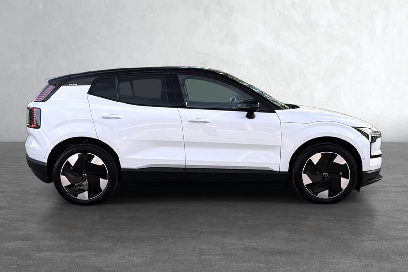 Bilde 3 av Volvo EX30 Twin Motor Performance 449km (WLTP) - 4WD - Topputgave Ultra - H&K - Panorama
