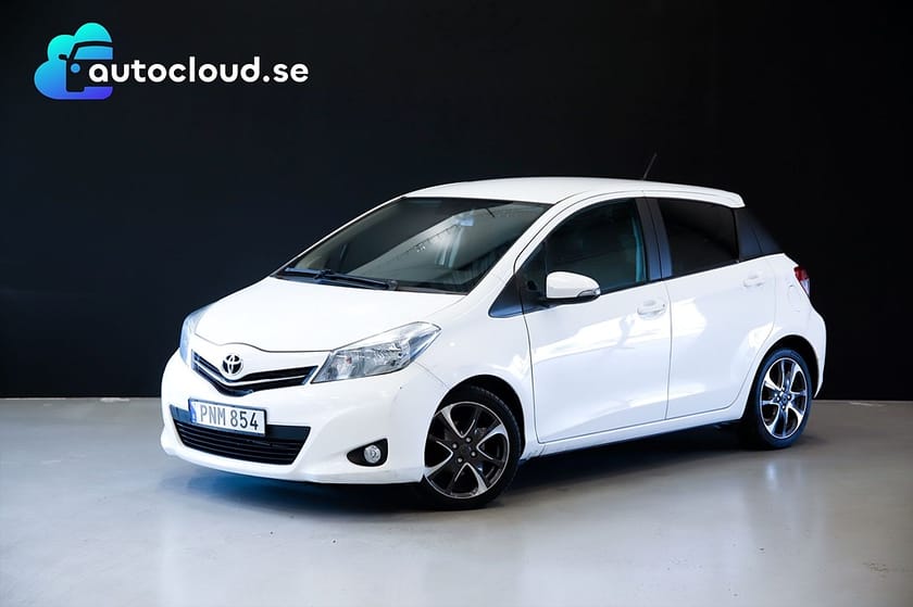 Bild 1 av Toyota Yaris 5-dörrar 1.33 Dual VVT-i Multidrive S, 99hk, 2014