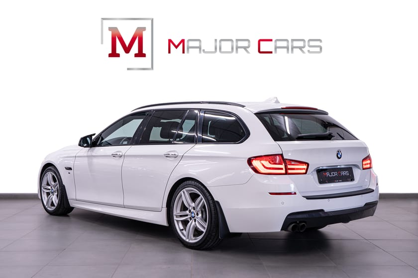 Bild 4 av BMW 523i Touring M Sport Läder Navi Drag HiFi 204hk
