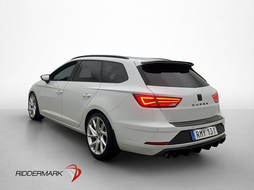 Bild 5 av SEAT León Cupra ST TSI 4Drive 300hk Panorama Kamera Carplay