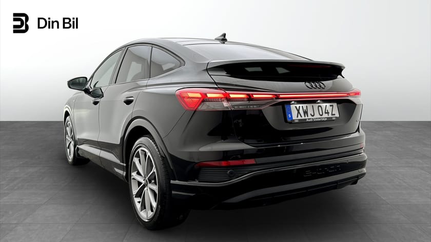 Bild 3 av Audi Q4 55 Sportback e-tron quattro 340HK S-Line Black Optik