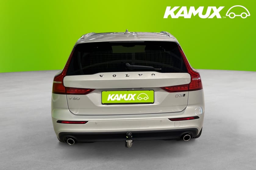 Bild 5 av Volvo V60 D3 Momentum Advanced AWD 150hk Värmare Drag Kamera Carplay BLIS