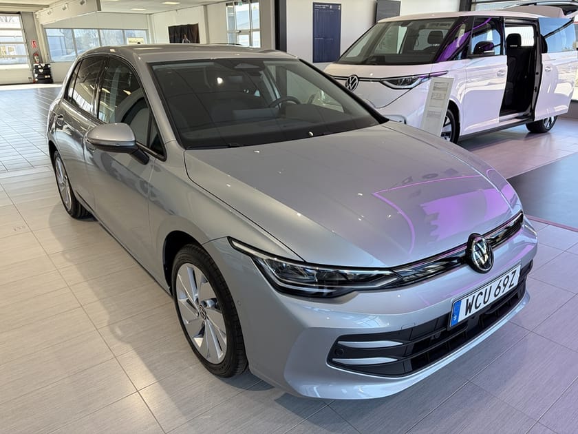 Bild 3 av Volkswagen Golf Life Edition 1.5 eTSI 150 DSG7