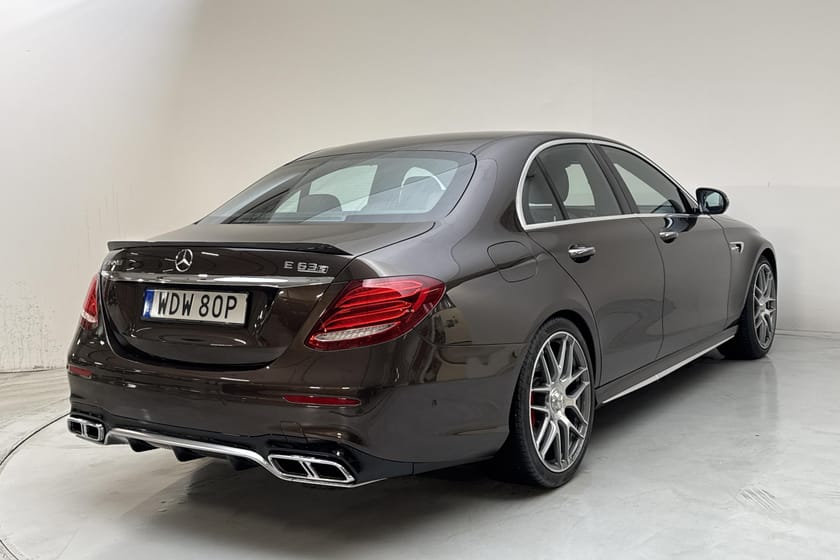 Bild 3 av Mercedes-Benz AMG E 63 S 4MATIC+ 4MATIC Sedan (612hk) Driver Package