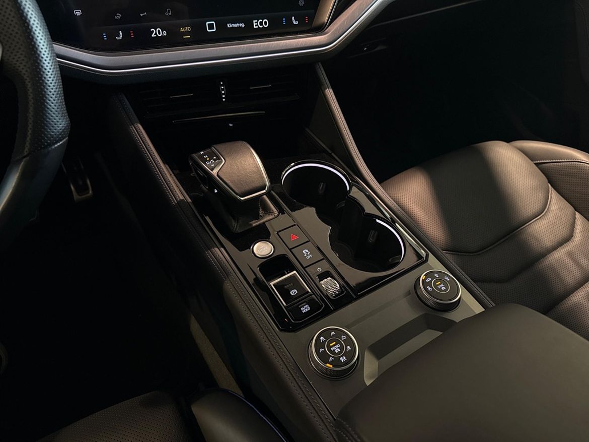 Volkswagen Volkswagen Touareg R eHybrid — bild 16