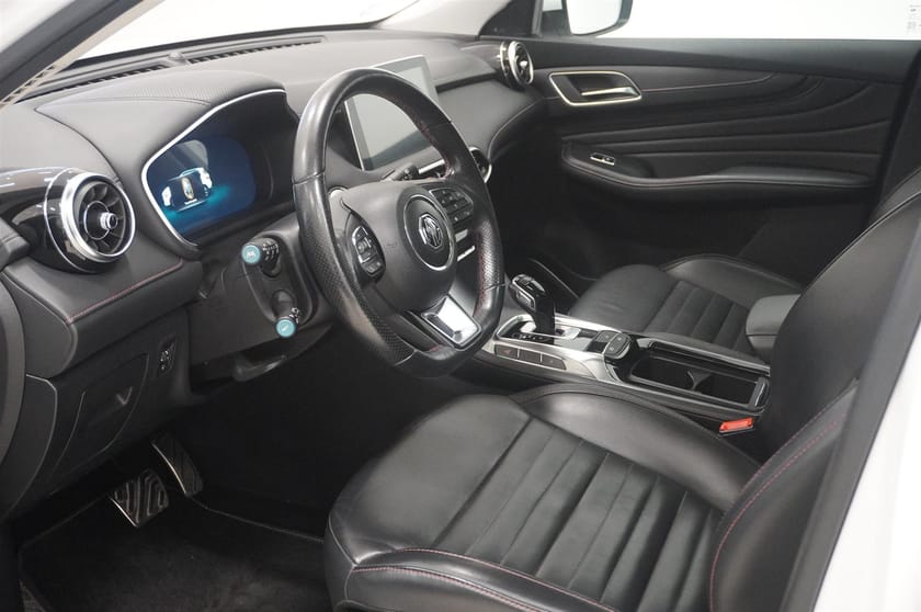Bild 2 av MG EHS PHEV