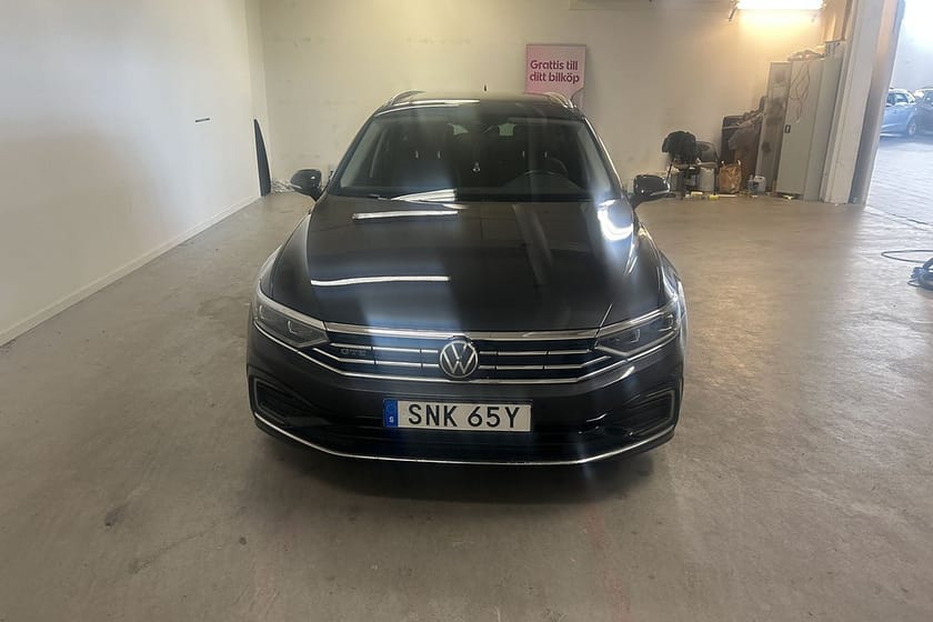 Bild 3 av Volkswagen Passat Sportscombi GTE 1.4 TSI GTE/SUPERDEAL 3,95%/PANO/DRAG