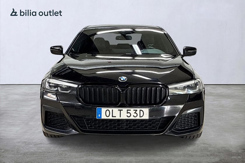 Bild 3 av BMW 520d xDrive Sedan aut M Sport 190hk Cockpit Backkamera