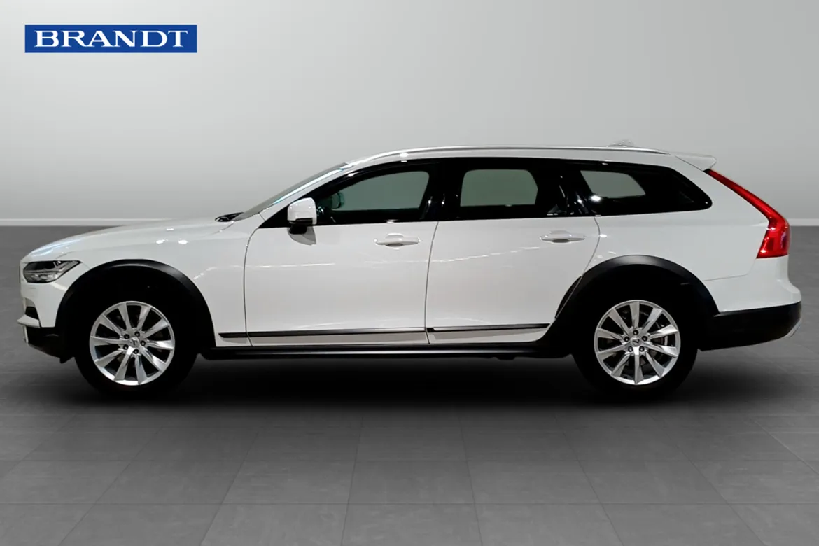 Volvo V90 Cross Country
