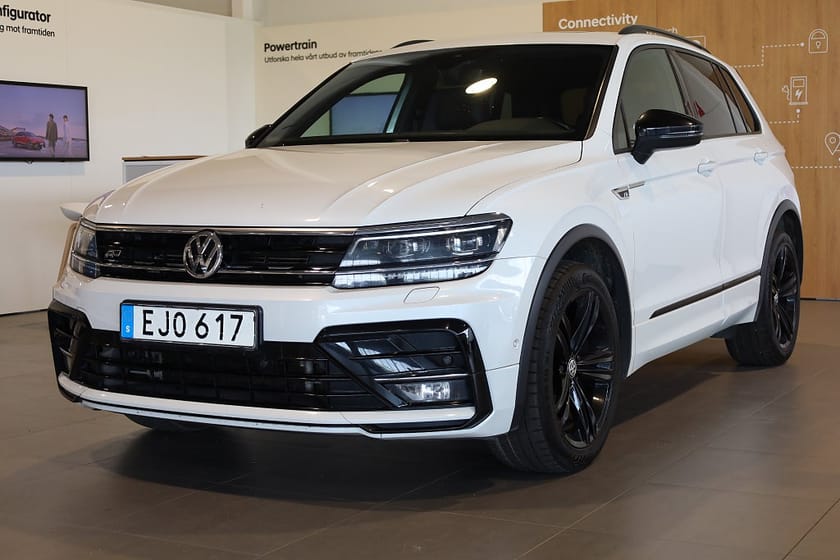 Bild 1 av Volkswagen Tiguan 2.0 TSI 4M AUT R-Line Pano Cockpit Dynaudio Värmare Dra