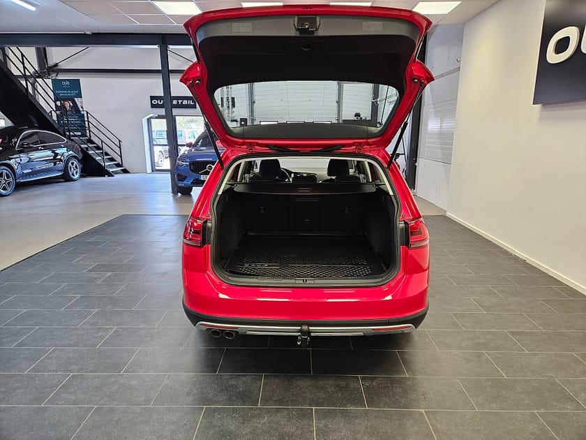 Bild 5 av Volkswagen Golf Alltrack 2.0 TDI 184hk 4Motion 4x4 Värmare Backkamera Drag