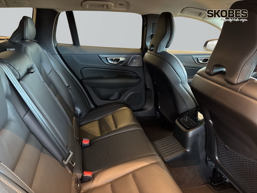 Bild 4 av Volvo V60 T6 Plus Dark Nordic Edition
