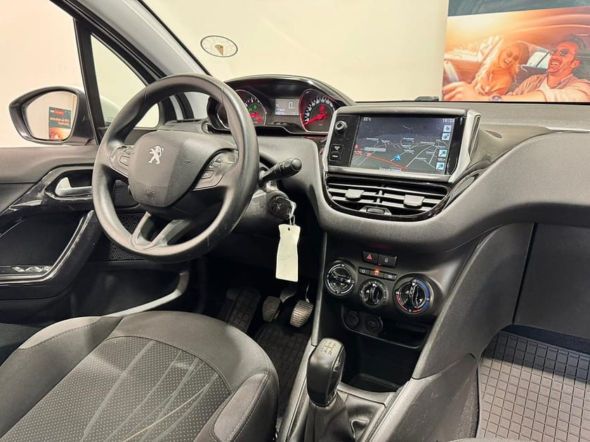 Bild 2 av Peugeot 208