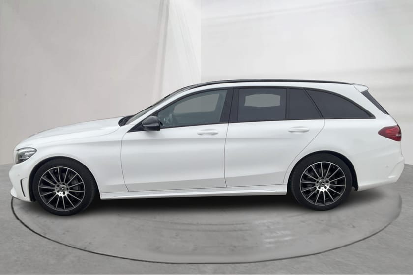Bild 2 av Mercedes-Benz C 200 T d Kombi S205 (160hk) AMG Night Panorama