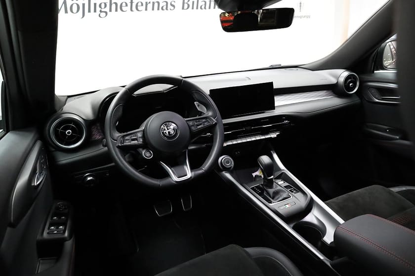 Bild 3 av Alfa Romeo Tonale Hybrid EDIZIONE SPECIALE 1.5 VGT TURBO 160