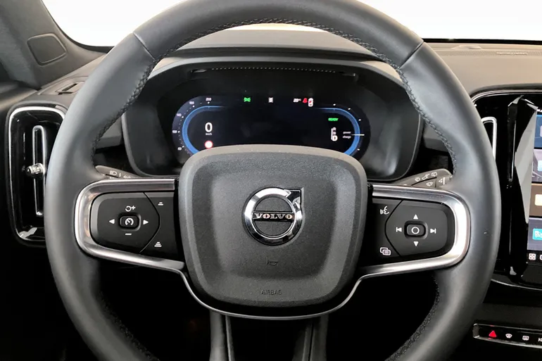 Volvo EX40 Twin Motor Performance