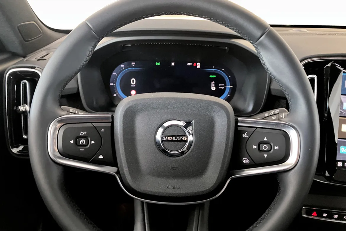 Volvo EX40 Twin Motor Performance