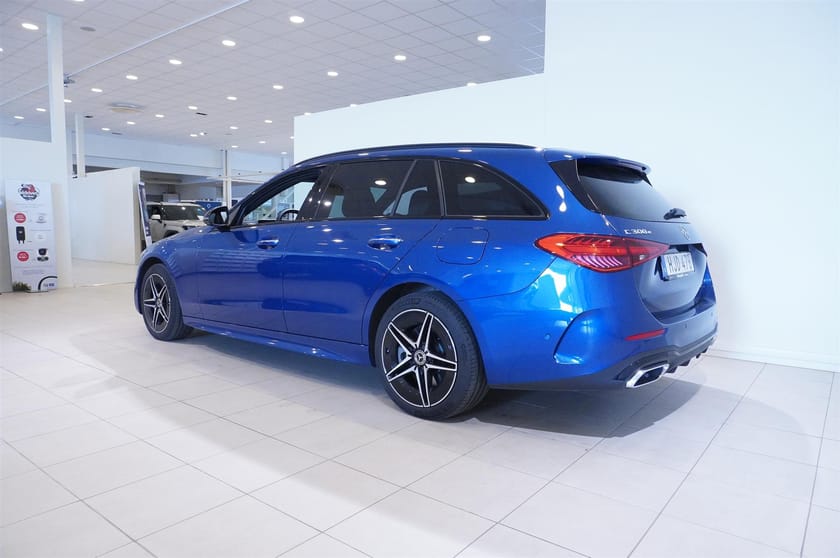 Bild 5 av Mercedes-Benz C 300 T e 9g-Tronic, Amg, 313hk, Pano, Head Up, Elstol M Minne