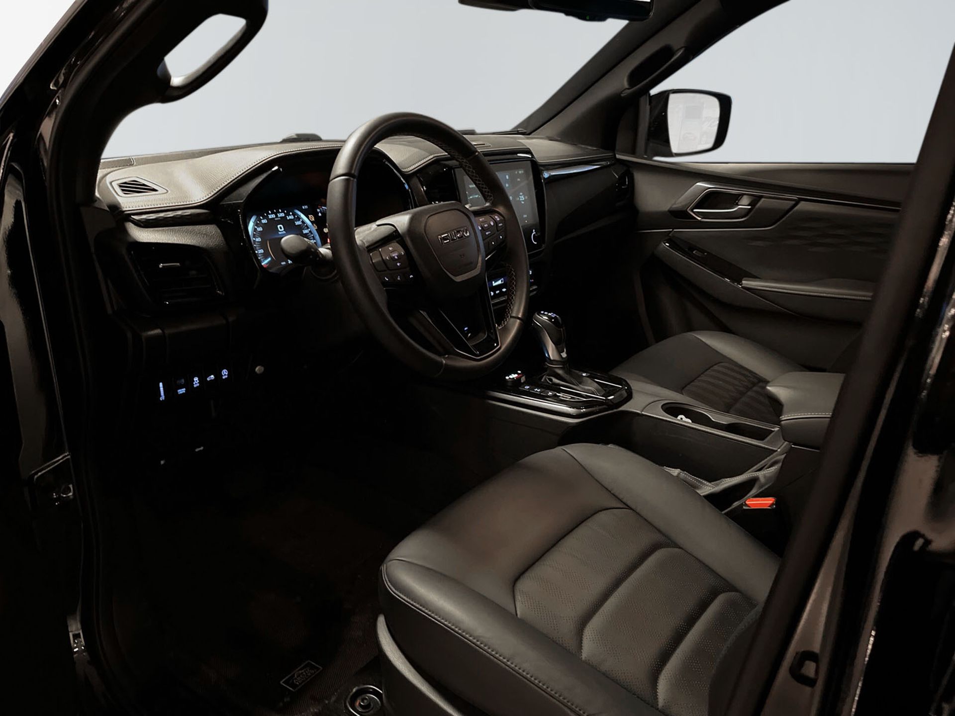 Isuzu D-max AT35 ++ DC AT CNG 2025, bild 7/10