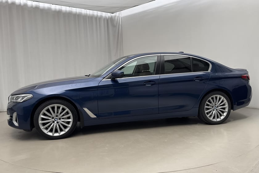 Bild 2 av BMW 530e Sedan 530 Sedan, G30 12kWh LCI (292hk)