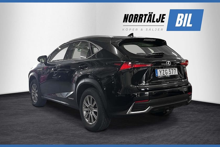 Bild 4 av Lexus NX 300h AWD 197 HK BUSINESS DRAG NAVI B-KAMERA SKINN