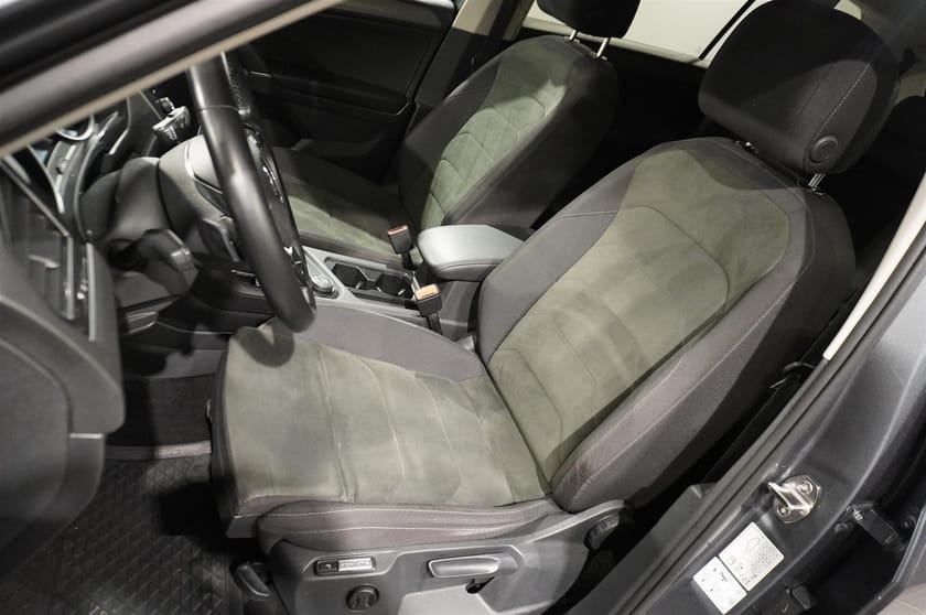 Bild 4 av Volkswagen Tiguan Allspace 7-sätes 2.0 TSI 4Motion DSG 7-Sits Drag Kamera Värmare