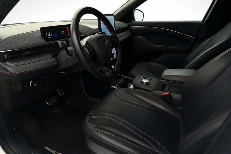Ford Mustang Mach-E Long Range AWD bilde 10