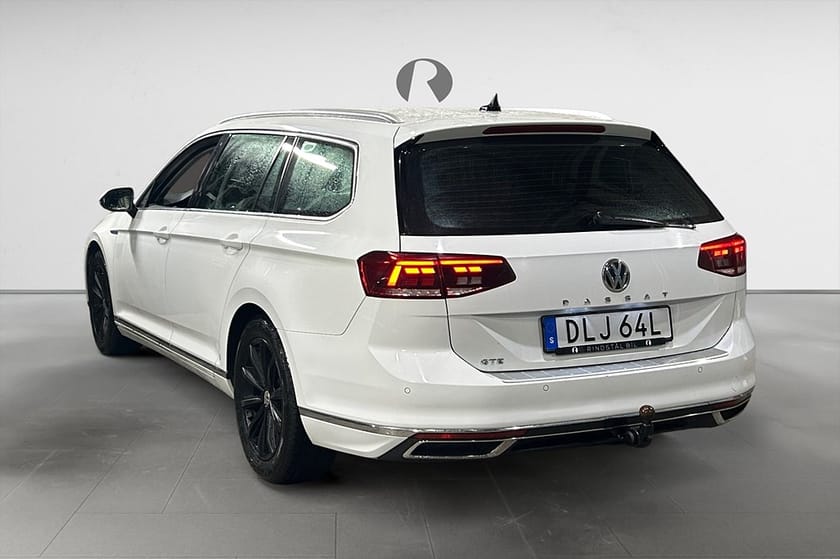 Bild 5 av Volkswagen Passat Sportscombi GTE SC 1.4 TSI 218 HK DSG DRAG B-VÄRM CARPLAY