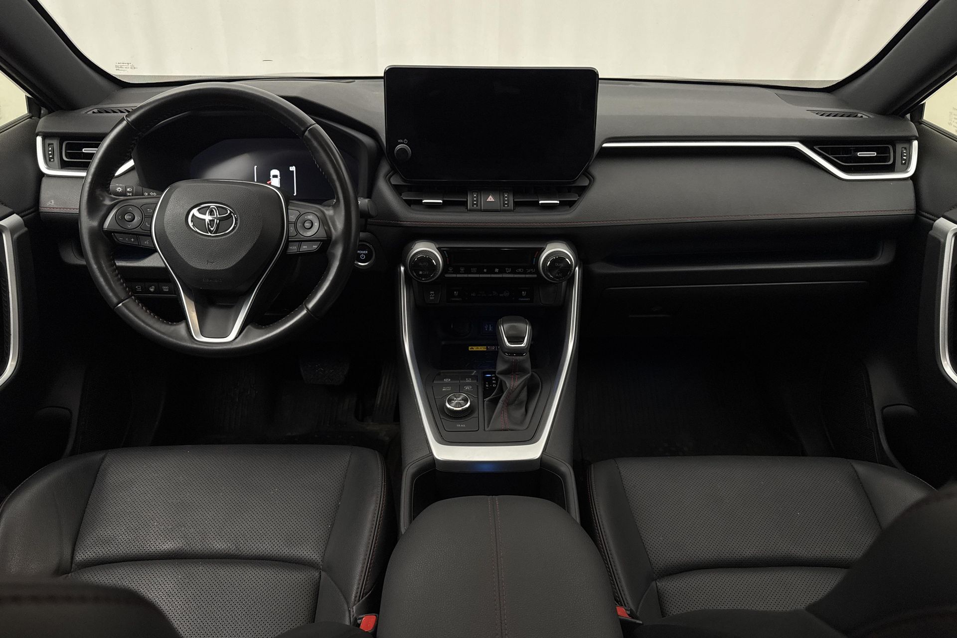Toyota RAV4 Plug-in Hybrid 2023, bild 7/10