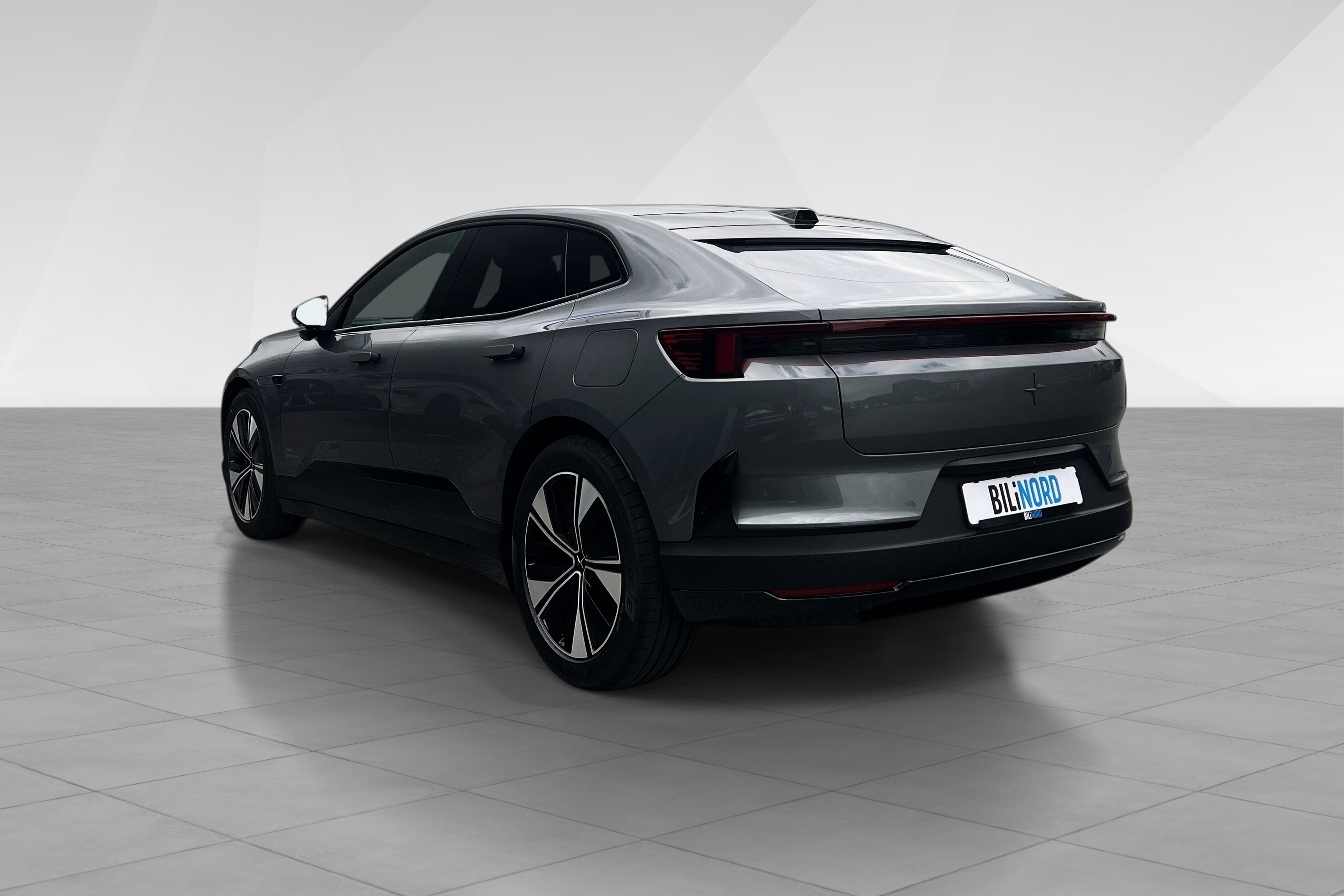 Polestar 4 Long Range Dual motor bilde 5