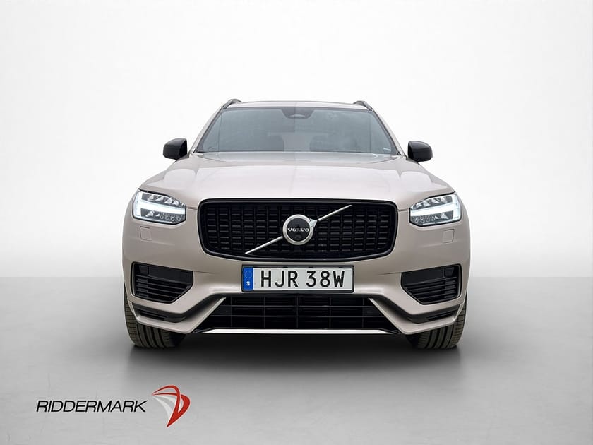 Bild 2 av Volvo XC90 7-seater Recharge T8 Ultimate Dark B&W Luftfjädring Drag
