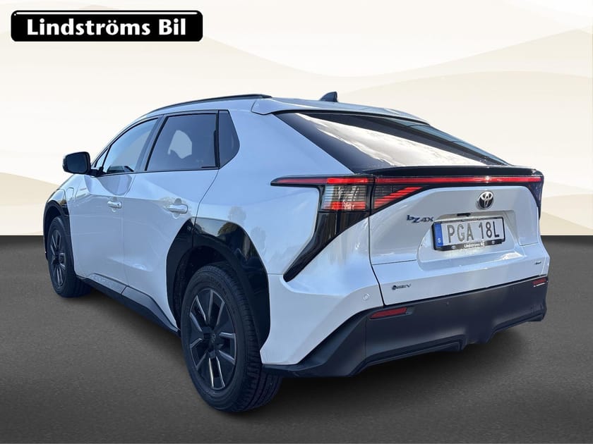 Bild 4 av Toyota bZ4X