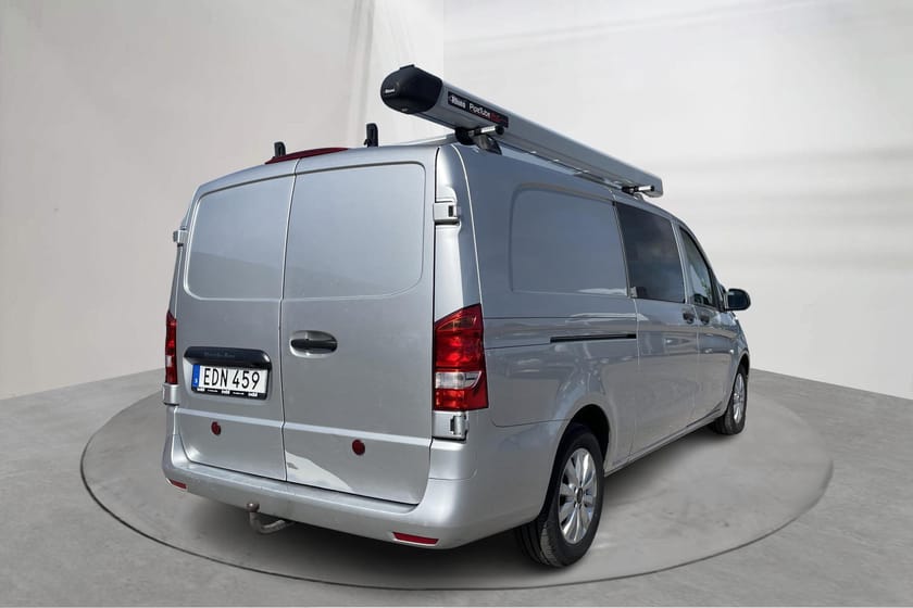 Bild 3 av Mercedes-Benz Vito Mixto 116 CDI 3.0t W640 (163hk) Verkstadsinredning
